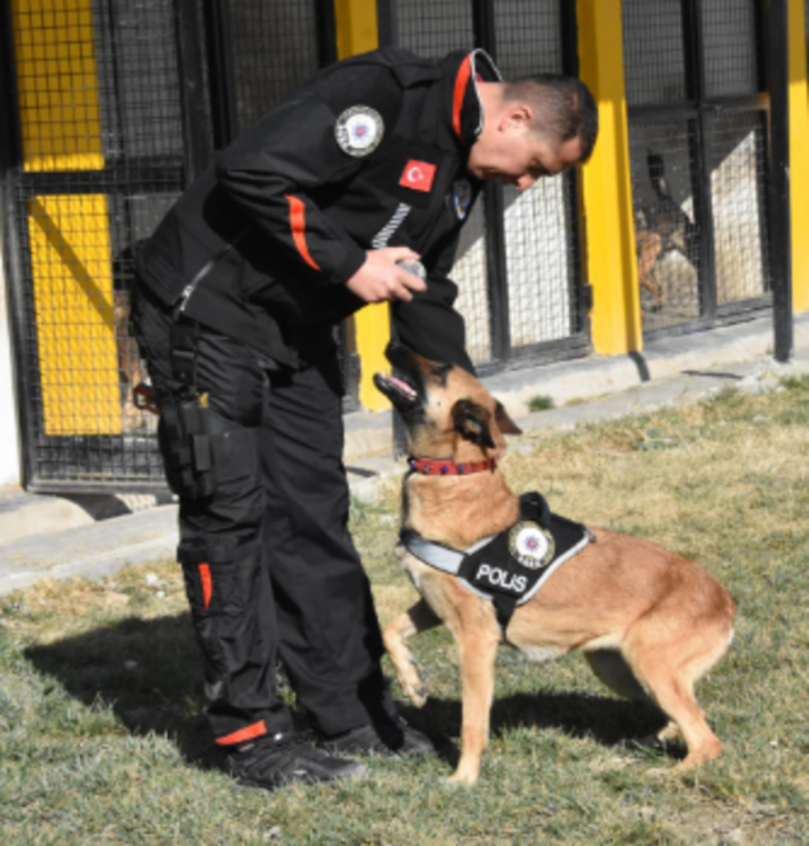 Rekor kırdılar! Emekli olunca da ayrılmıyorlar  G2