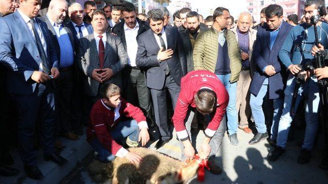 MHP Niğde Belediye Başkan Adayı Hakan Er’i tanıttı