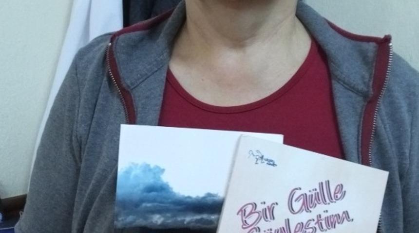 Burhaniye&rsquo;de 70&rsquo;lik Mediha hanım d&ouml;rd&uuml;nc&uuml; kitabını hazırlıyor