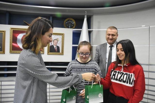 Düzce Belediyesi Özel öğrencilere kapılarını açtı