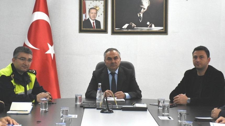 Karla m&uuml;cadele i&ccedil;in bir araya geldiler