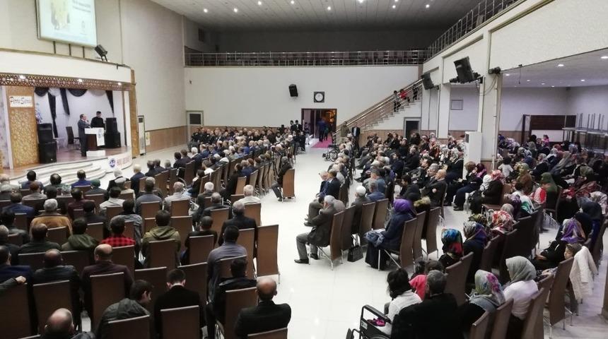 &ldquo;Peygamber ve Gen&ccedil;lik&rdquo; konferansı