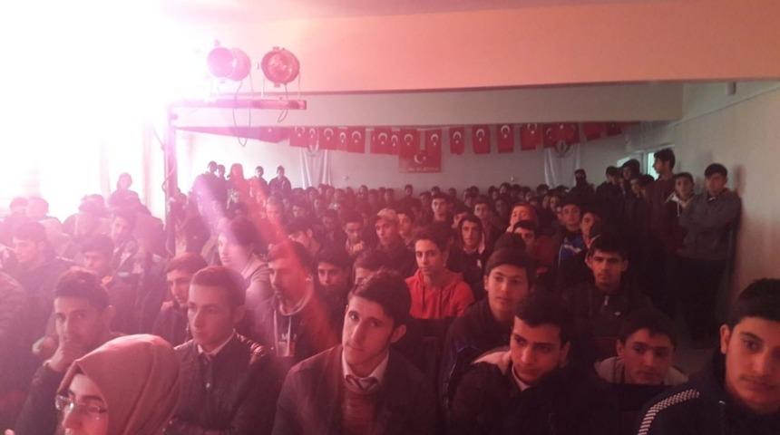 Bulanık Belediyesinde tiyatro g&ouml;sterisi