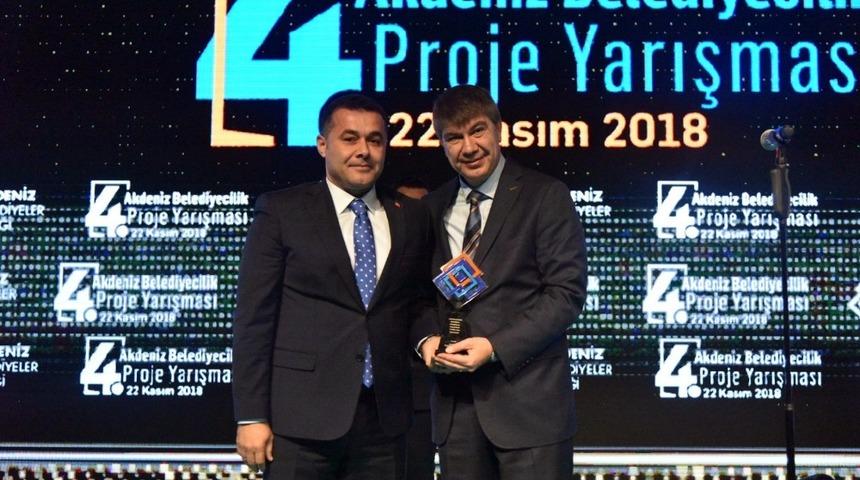 Alanya Belediyesi&rsquo;nin Teleferik ve GES projeleri &ouml;d&uuml;llendirildi