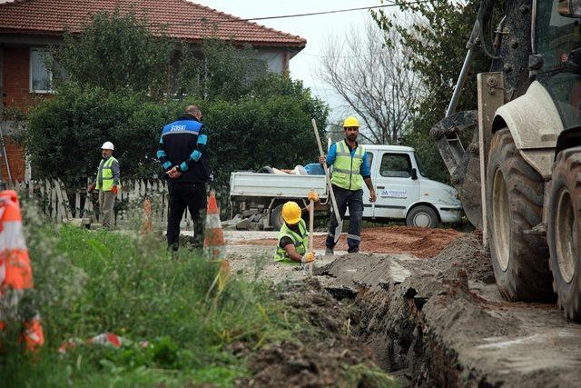 Aralık Mahallesine 6 bin 280 metrelik içmesuyu hattı yapıldı