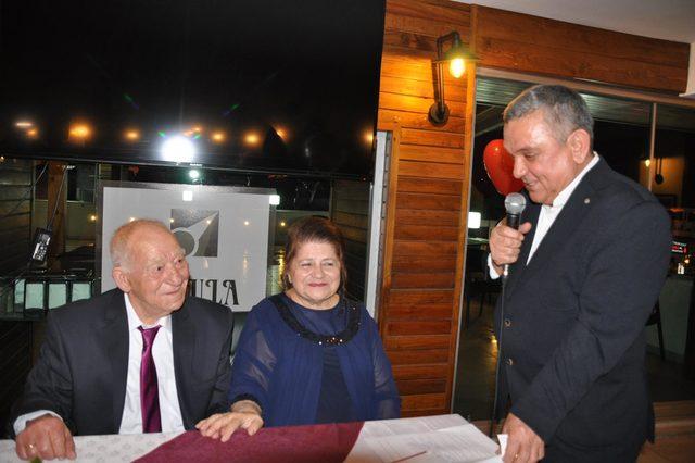 Huzevinde tanışıp, evlendiler 2