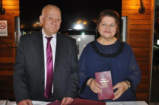 Huzevinde tanışıp, evlendiler 3