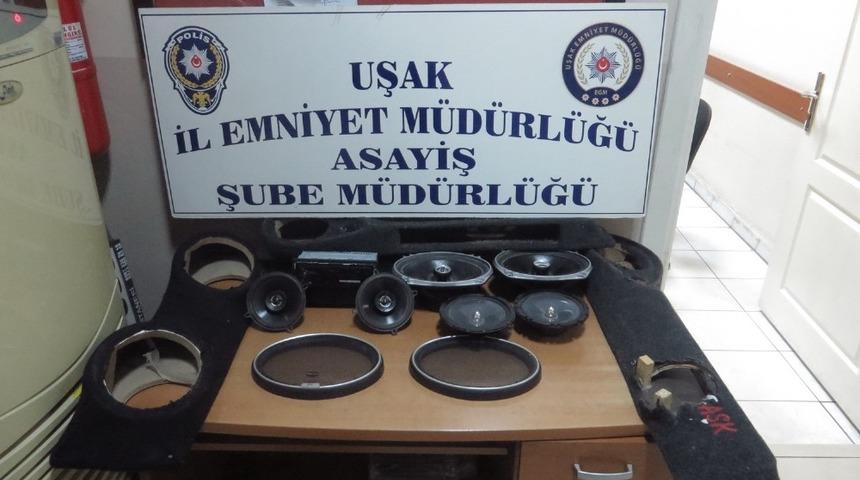 Çalıntı malları internetten satarken yakalandı