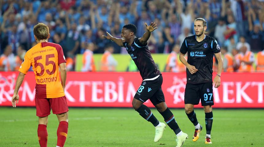 Trabzonspor'dan Ekuban i&ccedil;in 'menajerlik &uuml;creti' a&ccedil;ıklaması