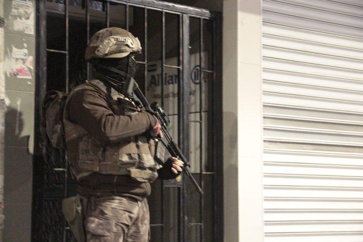 İstanbul'da şafak operasyonu! Çok sayıda gözaltı var G2