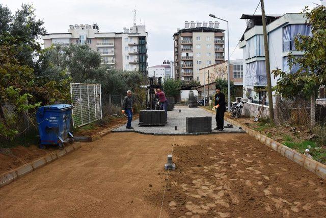 Nazilli Belediyesi yol çalışmalarına devam ediyor