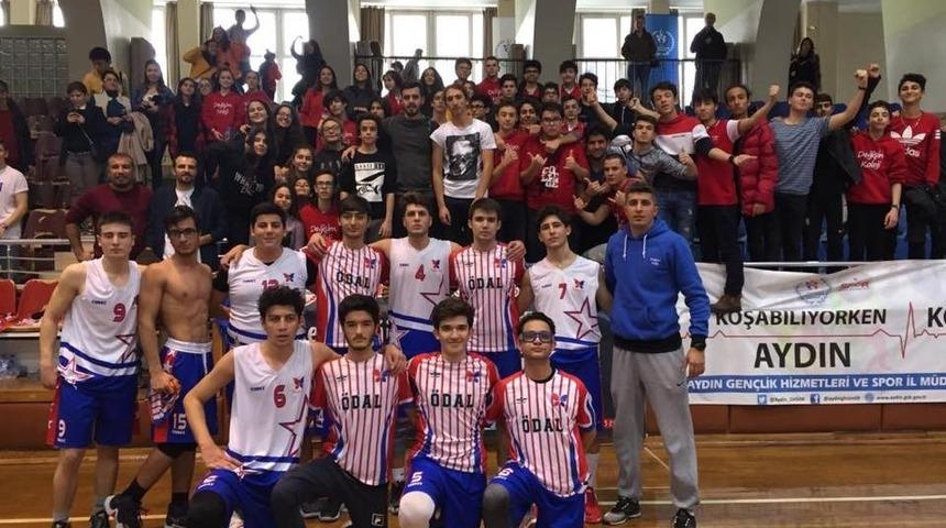 Değişim Koleji grubu namağlup olarak tamamladı