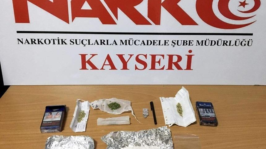 Kayseri&rsquo;de uyuşturucu operasyonu: 2 g&ouml;zaltı