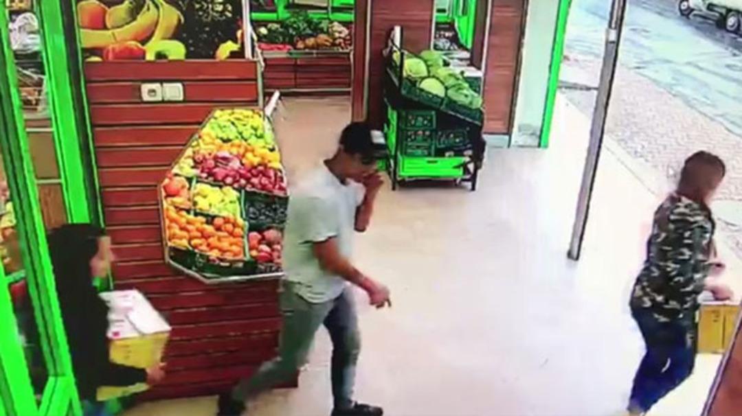 3 kadın 2 erkek! G&uuml;peg&uuml;nd&uuml;z yaptıkları 'pes' dedirtti!