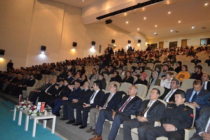 Kamu Başdenetçisi Malkoç, BEÜ öğrencileri ile buluştu G3