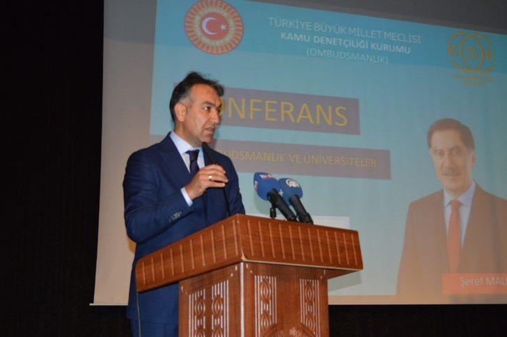 Kamu Başdenetçisi Malkoç, BEÜ öğrencileri ile buluştu G5