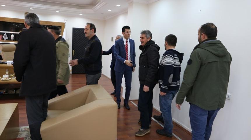 Kaymakam Ka&ccedil;maz, makamında esnafın sorun ve sıkıntılarını dinledi