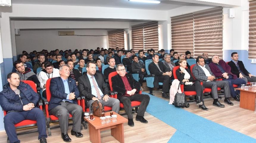 Boz&uuml;y&uuml;k&rsquo;te &rsquo;Teknolojik Kurtuluş Savaşı&rsquo;na Var Mısınız?&rsquo; konferansı