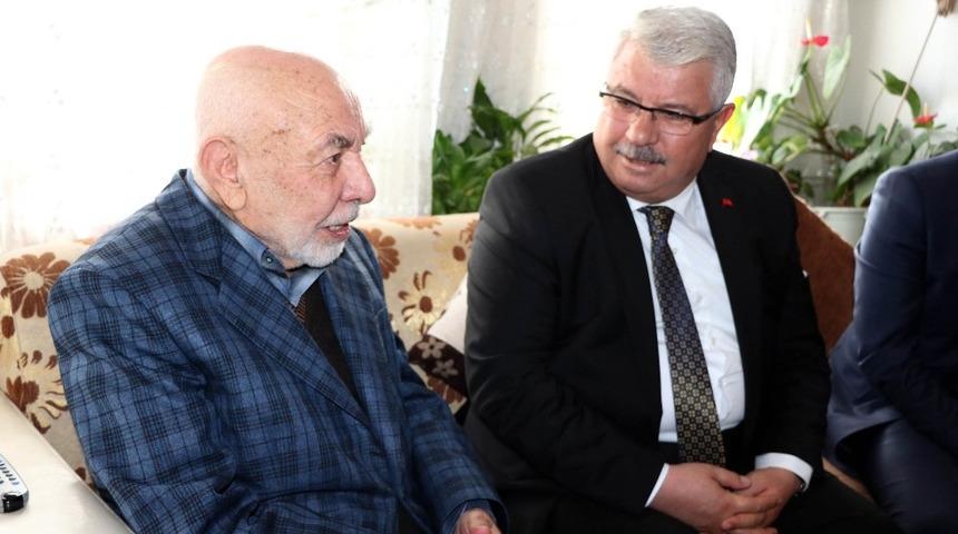 Yozgat&rsquo;ta emekli &ouml;ğretmene vefa ziyareti