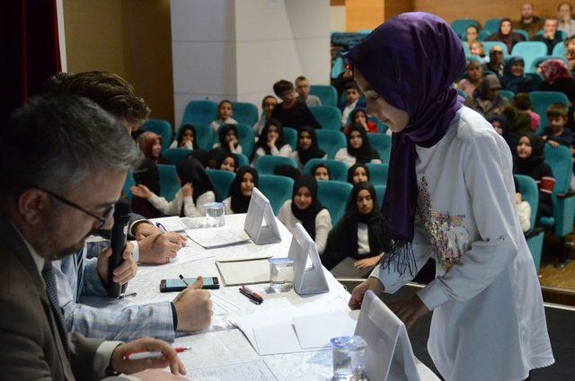 Bozüyük’te 40 Hadis Ezberleme Yarışması düzenlendi