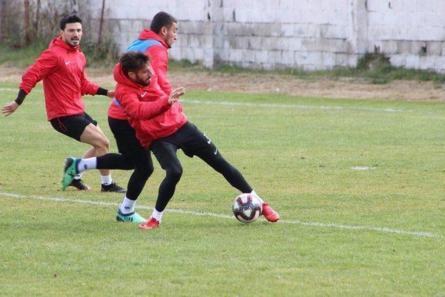 Van Büyükşehir Belediyespor maçı TRT Kurdi’de