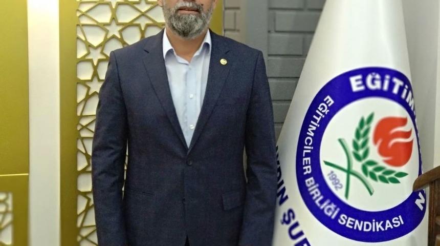 Tevfik Aksoy; &ldquo;Eğitim hayatı, &ouml;ğretmen eğitimi başarmanın temel yoludur&rdquo;