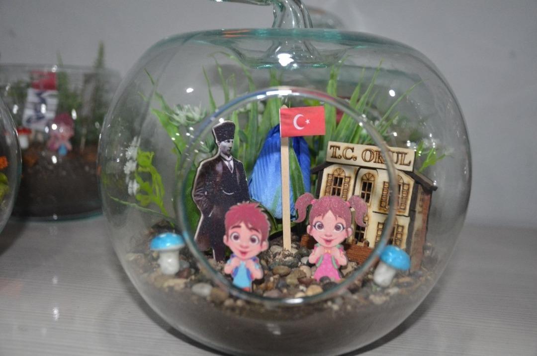 24 Kasım i&ccedil;in &ouml;zel teraryumlar