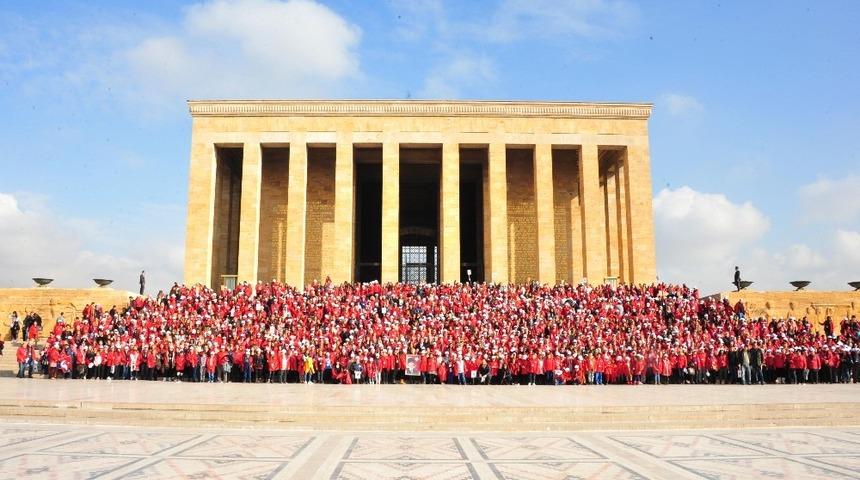 İzmir&rsquo;den 24 Kasım &ouml;ncesi 2 bin kişiyle Anıtkabir&rsquo;e &ccedil;ıkarma