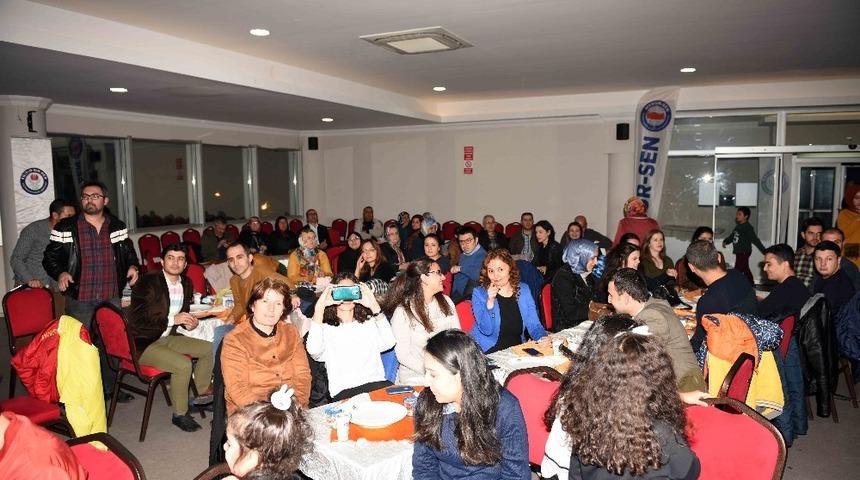 G&ouml;rdes&rsquo;te &ouml;ğretmenlere &ouml;zel "Sıra Gecesi" programı