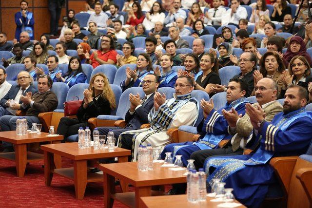 PAÜ’de diş hekimi adayları beyaz önlüklerini giyindi