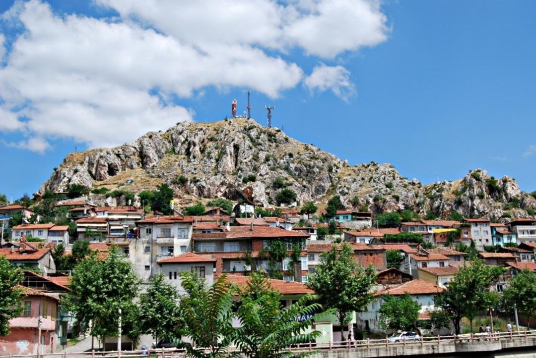 Kale &ccedil;evresinde bulunan, deprem riski altında ki bin 500 ev yıkılacak