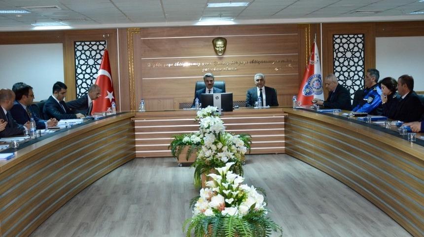 Vali Baruş&rsquo;a asayiş brifingi