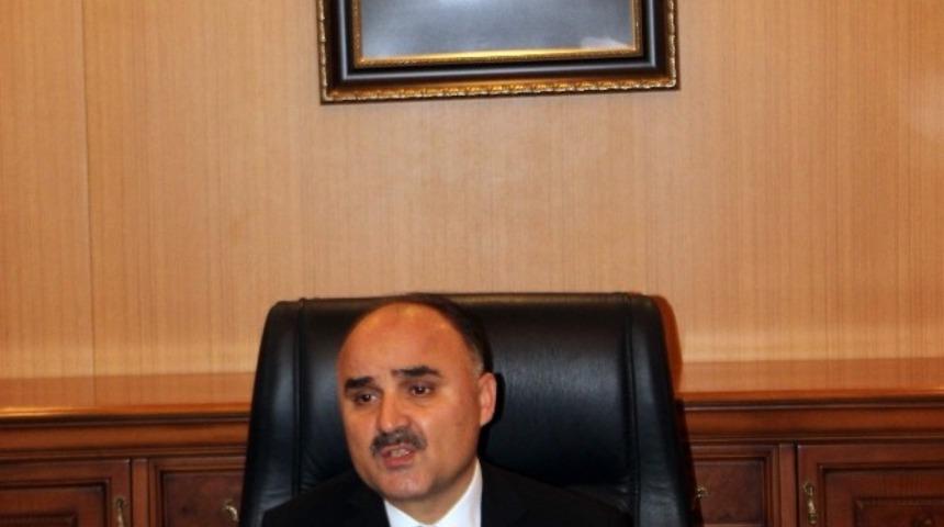 Vali G&uuml;naydın: &ldquo;&Ouml;ğretmenlik bedeli hi&ccedil;bir maddi karşılıkla &ouml;l&ccedil;&uuml;lemeyecek kadar değerli bir meslektir&rdquo;