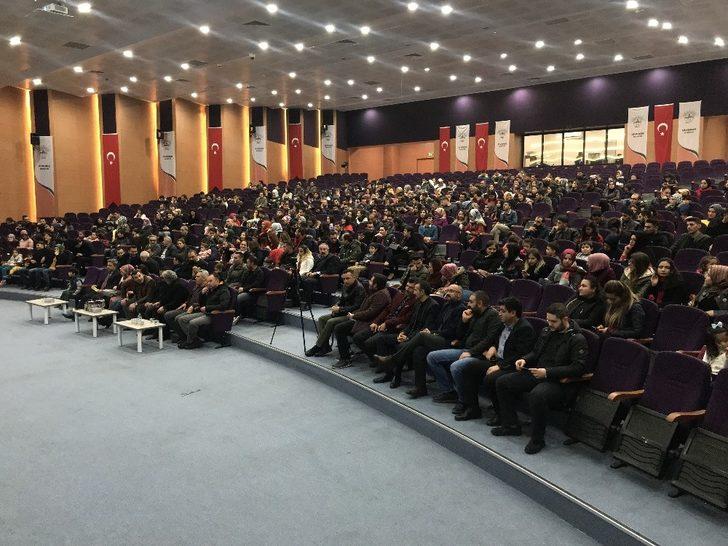 Siverek’te öğretmenler, öğretmenler gününe özel tiyatro oyunu sergiledi G2