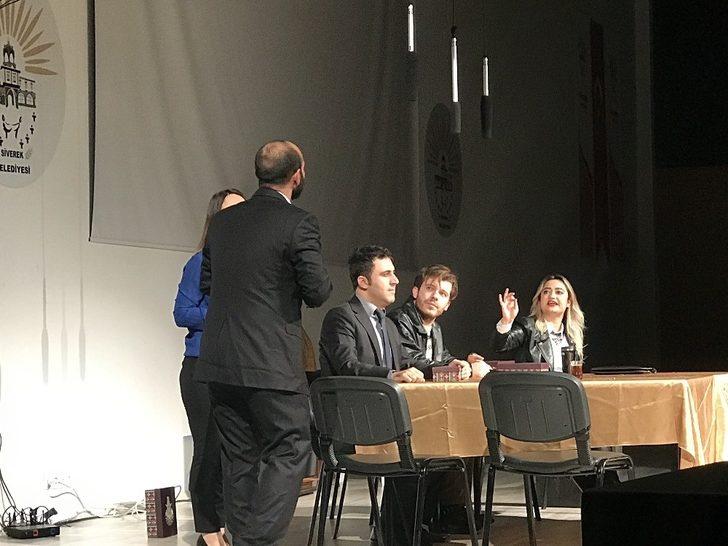 Siverek’te öğretmenler, öğretmenler gününe özel tiyatro oyunu sergiledi G3