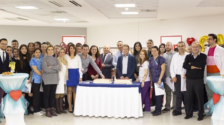 İzmir &Ouml;zel Can Hastanesi 1. yılını kutladı