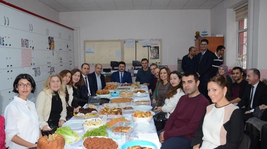 Başkan Avcı&rsquo;dan &ouml;ğretmenlere erken tebrik ziyareti