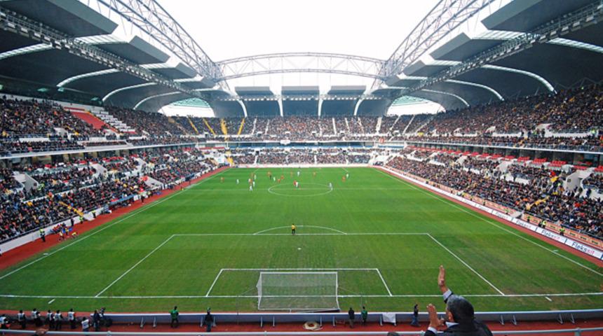 MKE Ankarag&uuml;c&uuml; - Beşiktaş ma&ccedil;ı Kayseri'de oynanacak