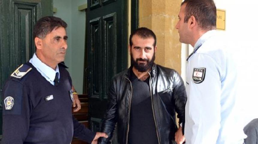 'Facebook'tan başka erkeklerle konuşuyorsun' dedi, dehşet saçtı