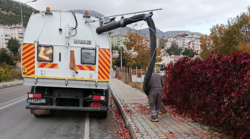 Eğirdir’de sonbahar temizliği