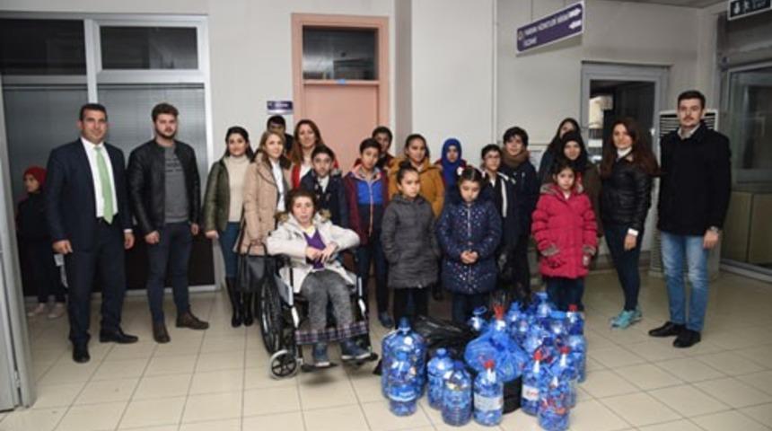 Mavi kapaklar engelli bireylere umut oluyor