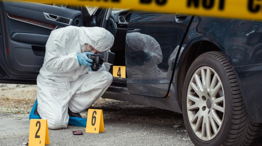 Otomobilde kanlı infaz! Önce karısını sonra yanındaki adamı...