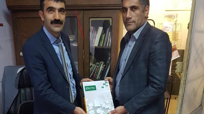 Fedakar &Ouml;ğretmen; "Hediye yerine &Ouml;ğrencilerime A4 Kağıdı alın"