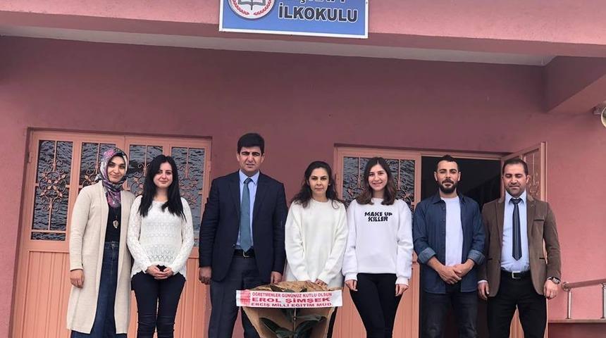 Erciş İl&ccedil;e Milli Eğitim M&uuml;d&uuml;r&uuml; Şimşek&rsquo;ten k&ouml;y okullarına ziyaret