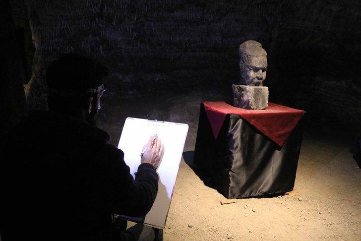 'Hababam Sınıfı'ndan etkilenip mağarada ders yaptılar G2