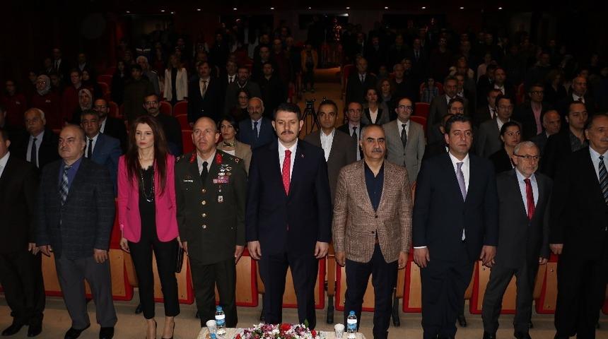 Sivas&rsquo;ta &Ouml;ğretmenler G&uuml;n&uuml; kutlandı