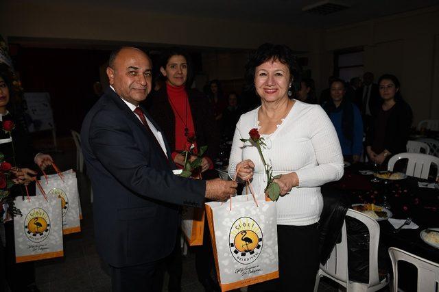 Başkan Hasan Arslan öğretmenleri kutladı 2