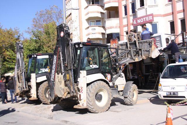 Çareyi İstiklal Marşı’nı çalmakta buldu