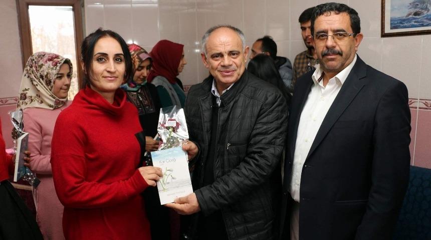 Başkan &Ouml;zt&uuml;rk &Ouml;ğretmenler G&uuml;n&uuml;n&uuml; kutladı