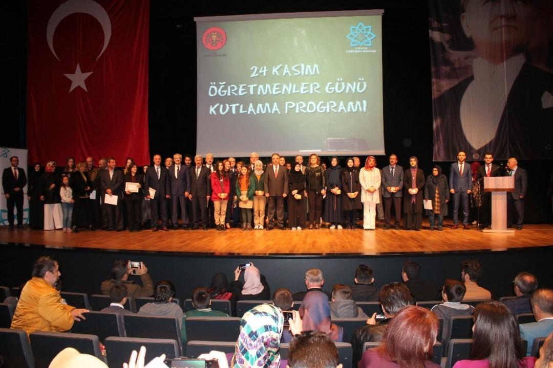 Konya&rsquo;da 24 Kasım &Ouml;ğretmenler G&uuml;n&uuml; kutlamaları